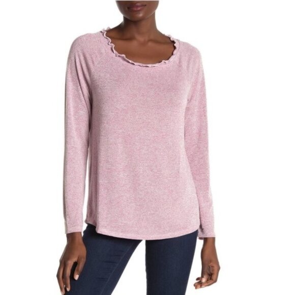 🎁 Gibson Ruffled Edge Raglan Pullover - Picture 1 of 6